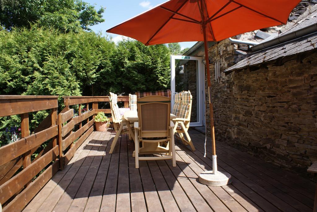 Le Gite De L Ourthe Ortheuville Exterior photo